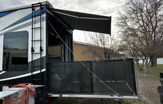 2021 fusion all seasons toy hauler Glamper