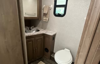 The Lone Star Lodge – Tailgate-Ready, Pet-Friendly