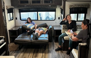 Rubén and Myra’s Rv