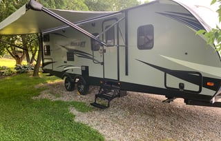 Kyle & Molly's Family Getaway Camper