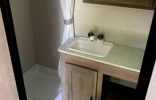 C&J'S LITTLE GETAWAY