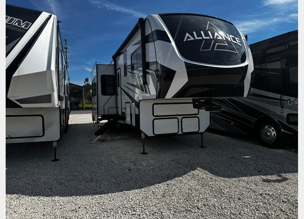 Fifth Wheel rentals in Port Saint Lucie