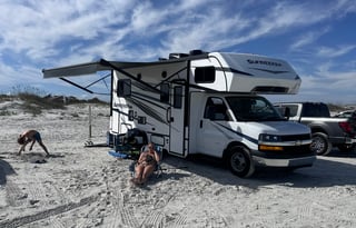 Adventure in Lulu the RV- 25 ft Sunseeker LE