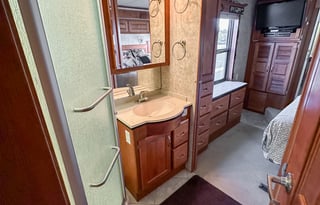 Luxury Class A Diesel Pusher Coach