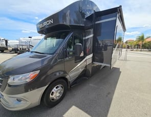 Thor Motor Coach Tiburon Sprinter 24FB