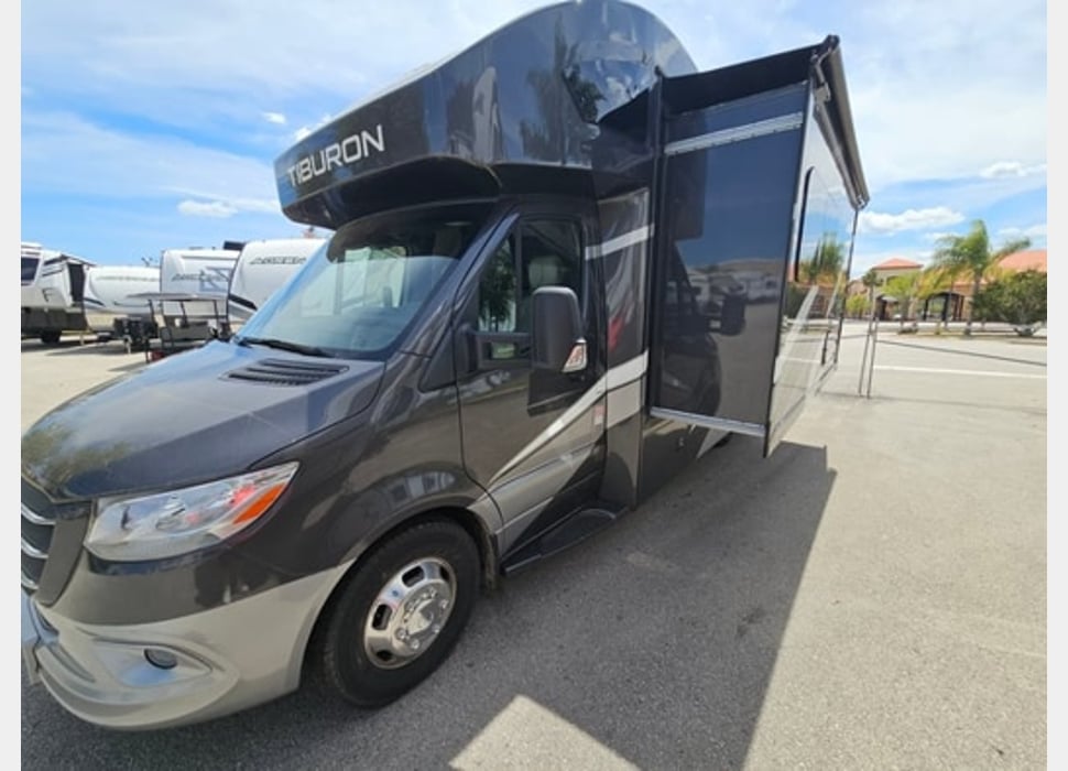Class C Motor Home rentals in Augusta