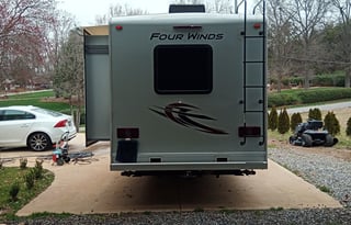 2022 Thor w/ Bunk Beds (Tow dolly available)