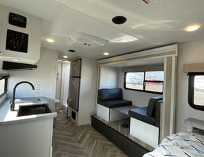 Coleman Coleman Rubicon Rubicon 1708BH