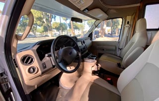 Beautiful Winnebago Minnie Winnie 22feet