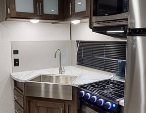 Dutchmen RV Coleman Lantern Series 285BH