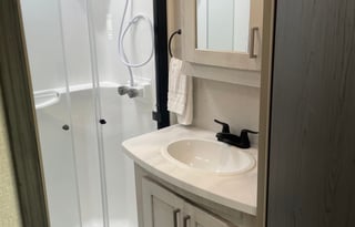 2022 Keystone RV Sprinter 3570FWLFT