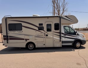 Coachmen RV Leprechaun 210QB Ford 350