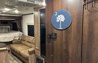 Family Friendly Bunkhouse with King Size bed!