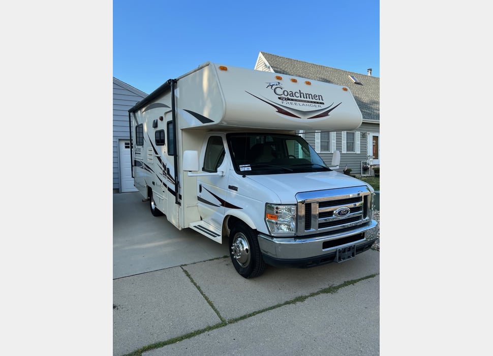 Class C Motor Home rentals in Grand Forks