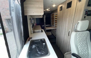 2022 Winnebago Solis 59PX
