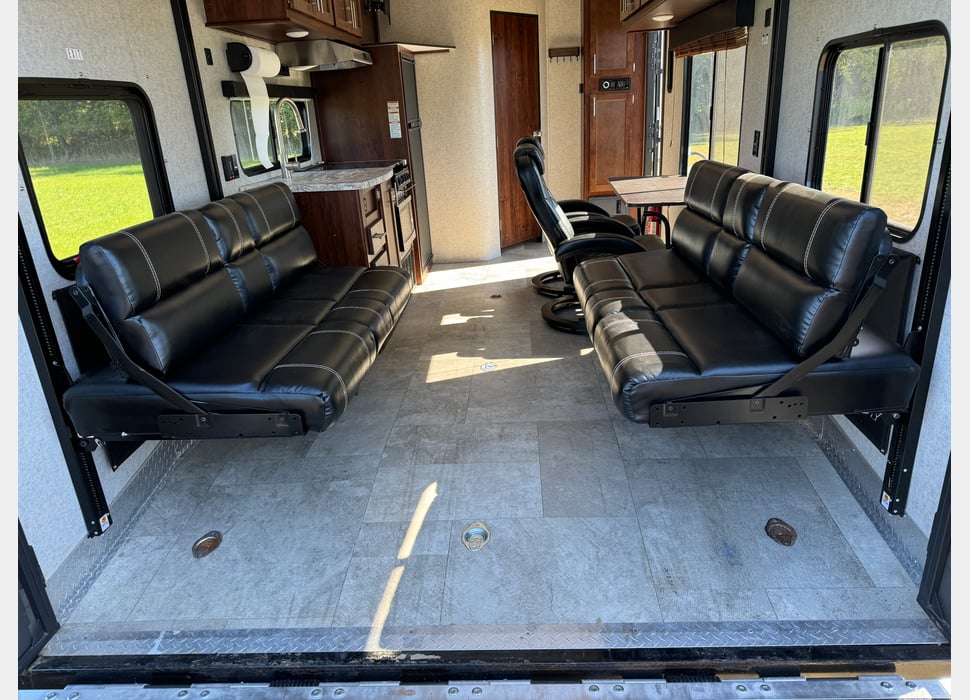 Travel Trailer rentals in Howell