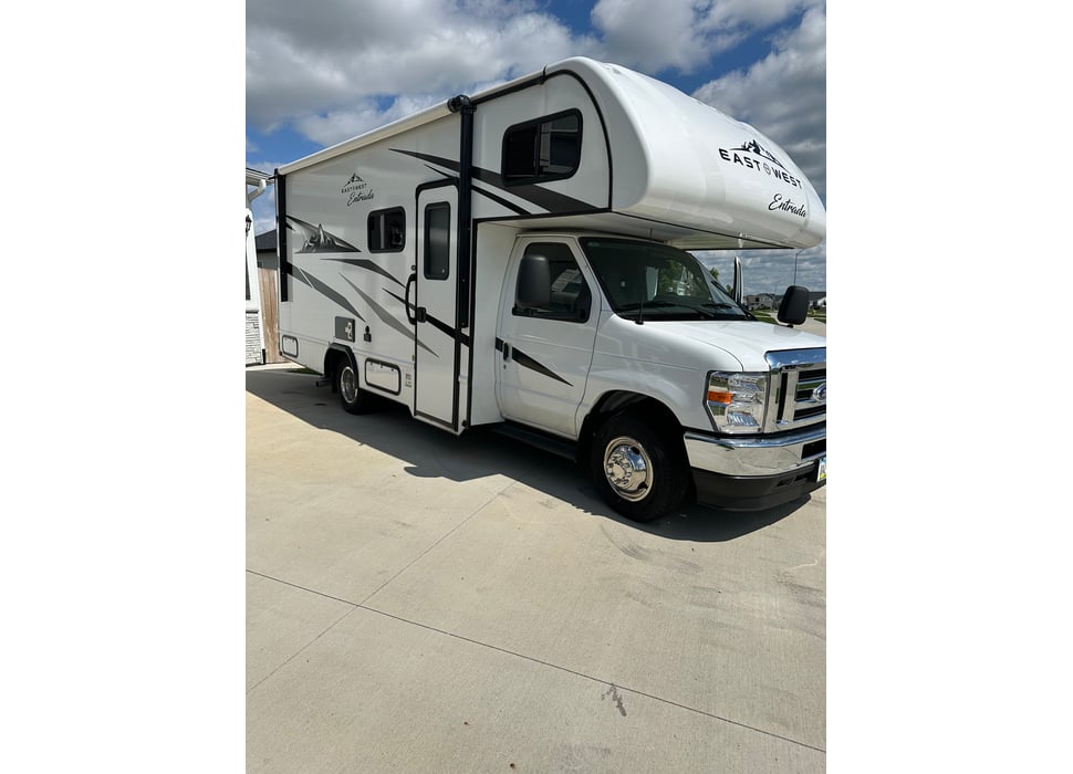 Class C Motor Home rentals in Norwalk