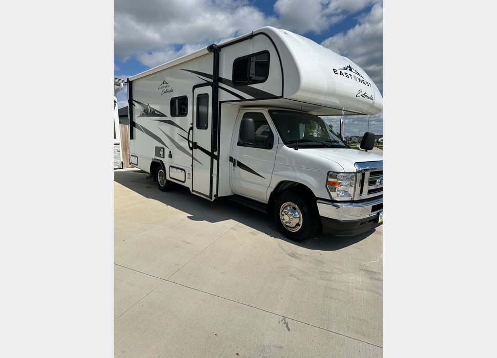 Class C Motor Home rentals in Des moines