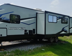 Forest River RV Cherokee Alpha Wolf 33BH-L