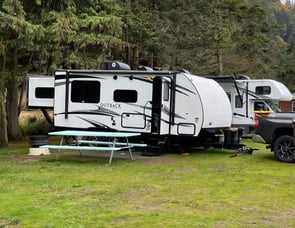 Keystone RV Outback Ultra Lite 210URS