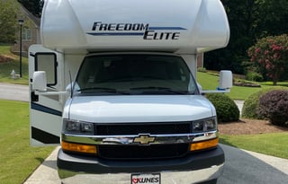 Ad Astra -2021 Thor Motor Coach Freedom Elite 22HE