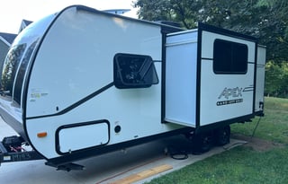 2026 Apex Nano Bunkhouse - 208BHS 5000lbs