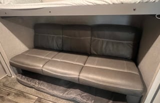 Volante - 2 Bath, King Bed & Bunk Room!