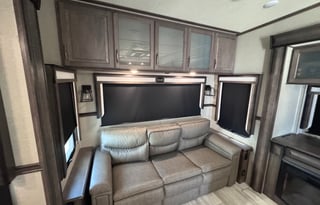 2022 Grand Design Solitude 378MBS R