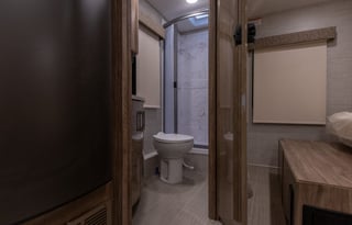2021 Jayco Melbourne Prestige 24LP
