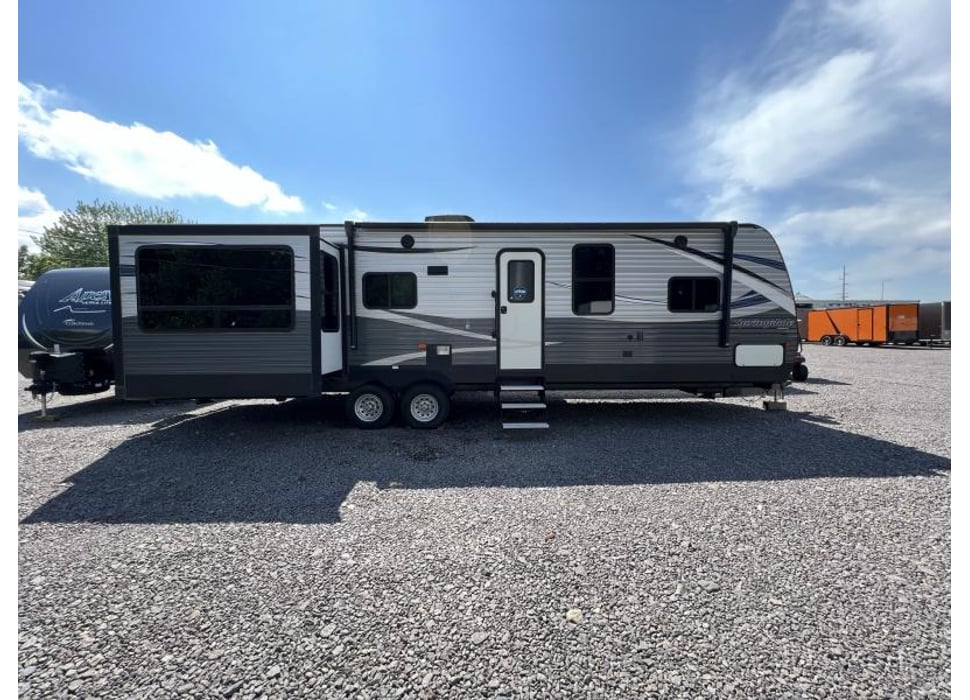 Travel Trailer rentals in Grand Rapids