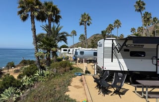 2025 Winnebago • Modern, Easy Tow • Sleeps 5