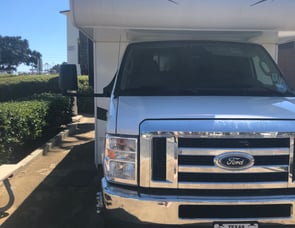 Coachmen RV Freelander 21RS Ford 350