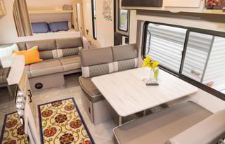 Luxury Towable Bunkhouse Sleeps 8 Fully Stocked