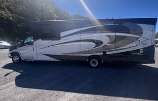 Luxurious Class C Motorhome