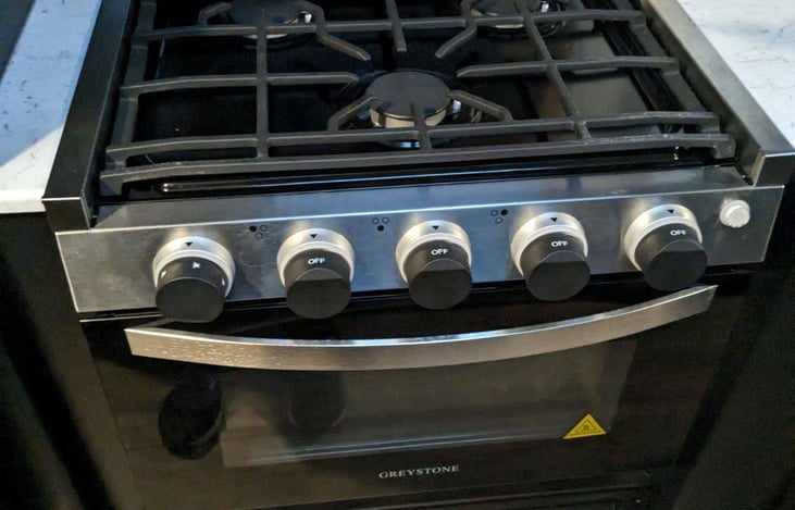 3 burner gas stove with oven and air fryer option