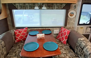 Beautiful, Spacious, Easy Driving Winnebago!