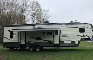 2017 Palomino Puma Unleashed 373-QSI