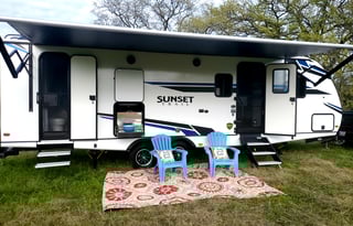 THE TEXAS KING! 2021 CrossRoads RV Sunset Trail