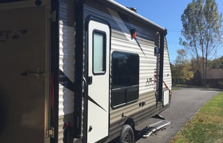 2016 Starcraft AR One 17XTH