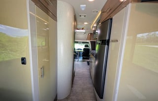 Itasca Navion | Classy Mercedes RV with 2 slides