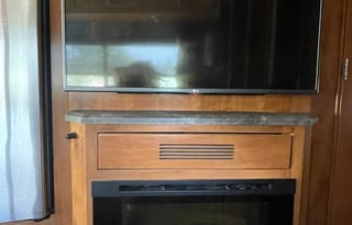 Perfect RV for you, fur-babies, family, & friends!