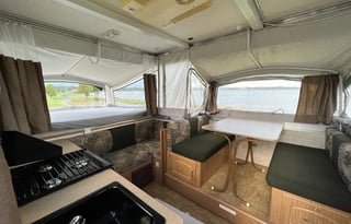 26' Popup Camper Big Enough for 6 - 2 King Beds