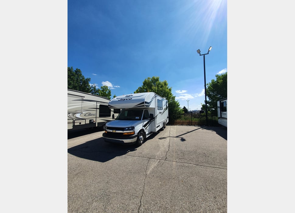 Class C Motor Home rentals in Bartlett