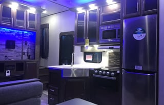 2019 Forest River RV Cherokee Arctic Wolf 315TBH8