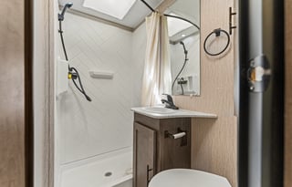 S7 COACHMEN LEPRECHAUN