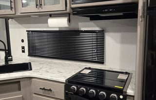 2024 Coleman Lantern 263BH