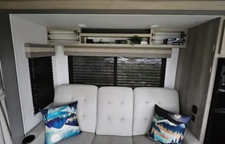 Forest River Wildwood**Mid-Bunk w/patio (OKFL1970)