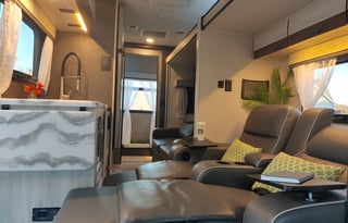 Sleek and modern Sojuorn