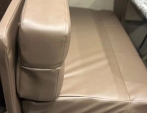 Thor Motor Coach Freedom Traveler A27