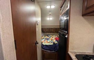 R-Pod RP-171 - Easy to Tow